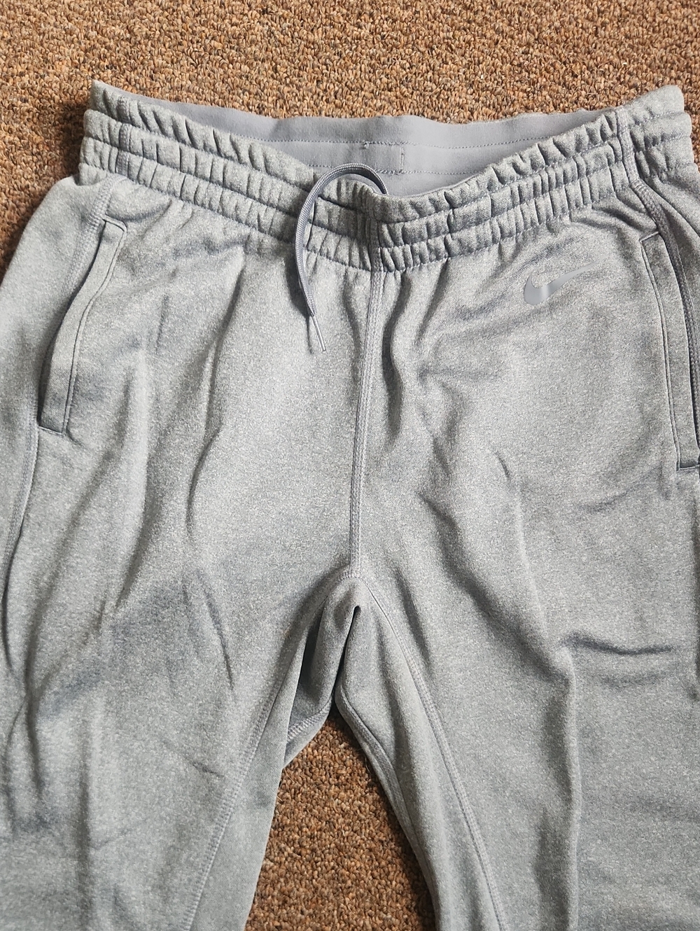 Nike Dri-Fit Women's Light Gray Sweatpants Small